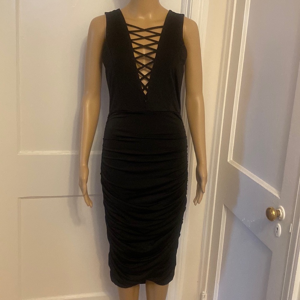 NWOT Lace Up Ruched Dress